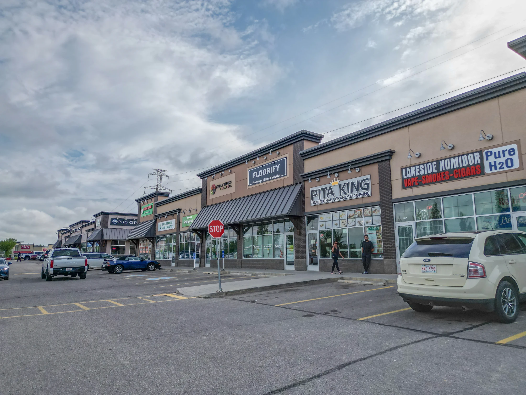 Multi-Unit Community Strip Plaza