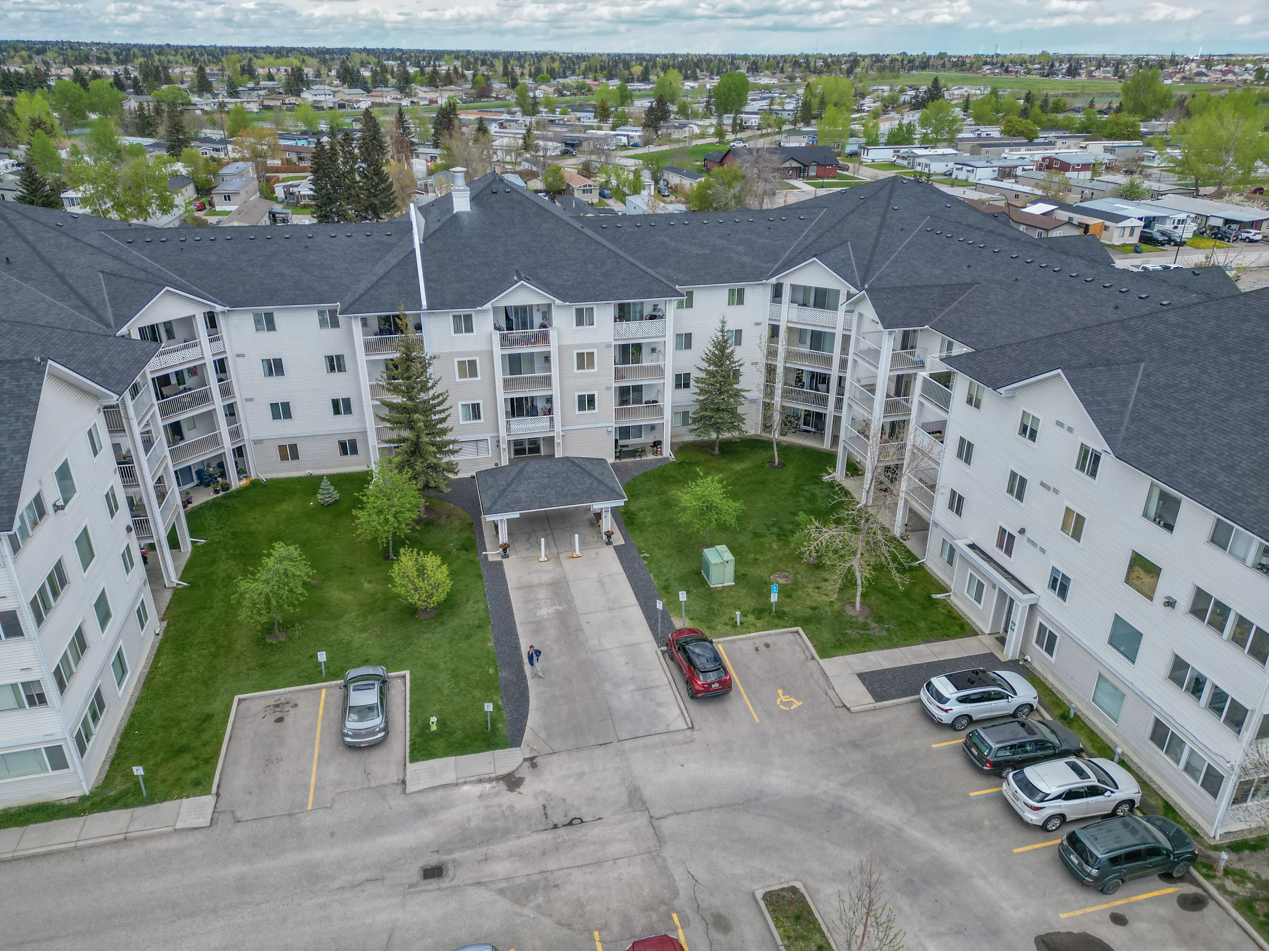 Townhomes and row homes for sale in Belvedere SE Calgary