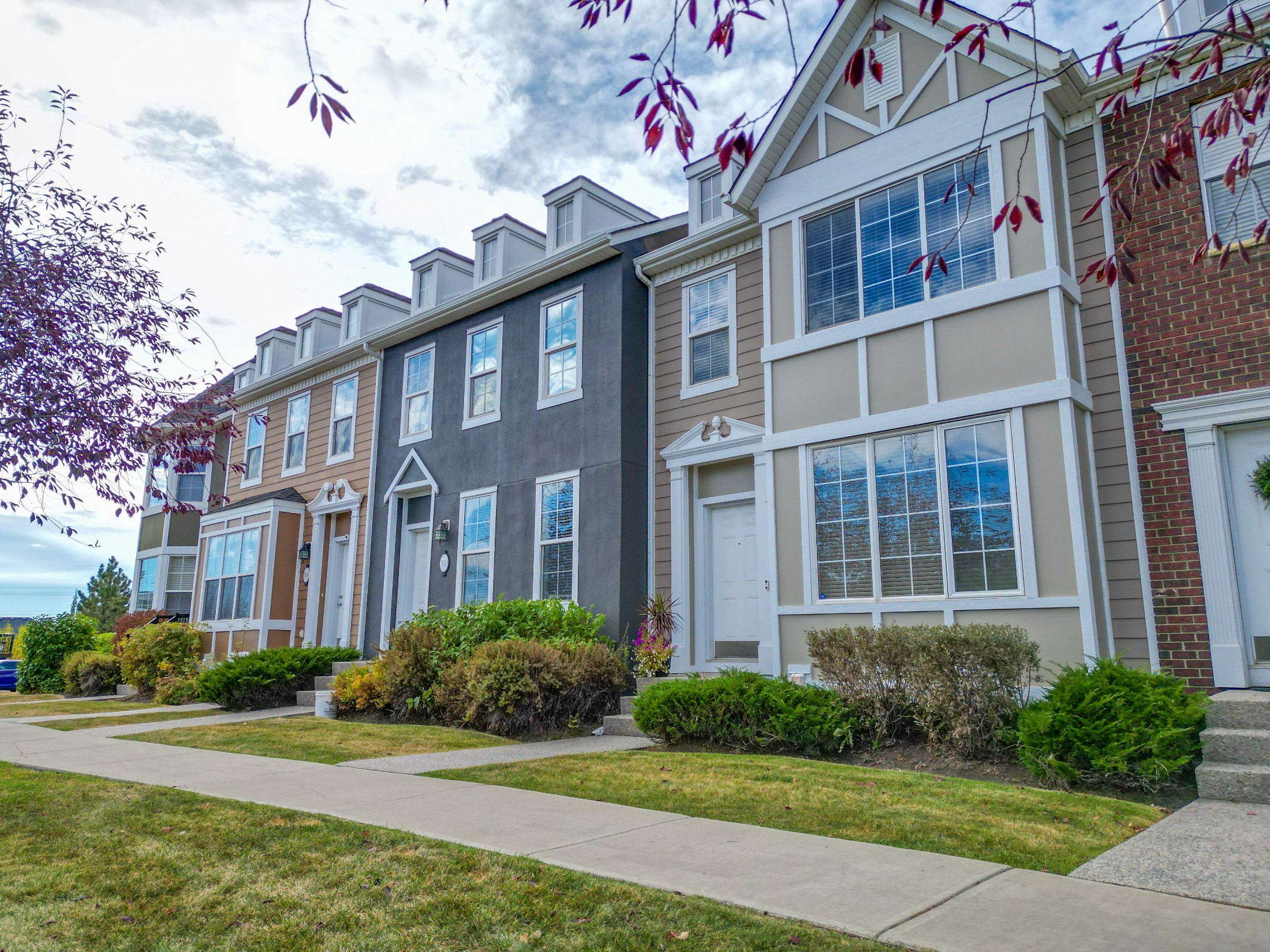 Row homes and townhouses for sale in Rundle NE Calgary